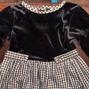 Youngland 6t Black and White Plaid Christmas holiday dress